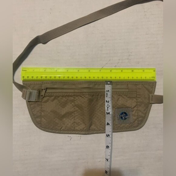 Eagle Creek Travel Gear Waist Belt Belly Bag Under Your Shirt Wallet secure - Picture 7 of 7